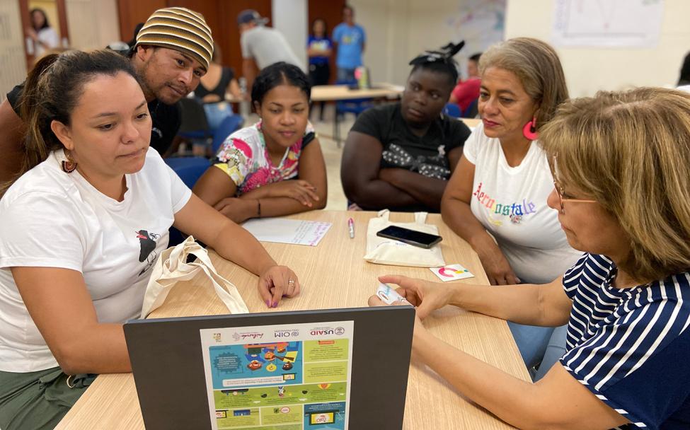 Jóvenes rurales lideran espacios de aprendizaje digital